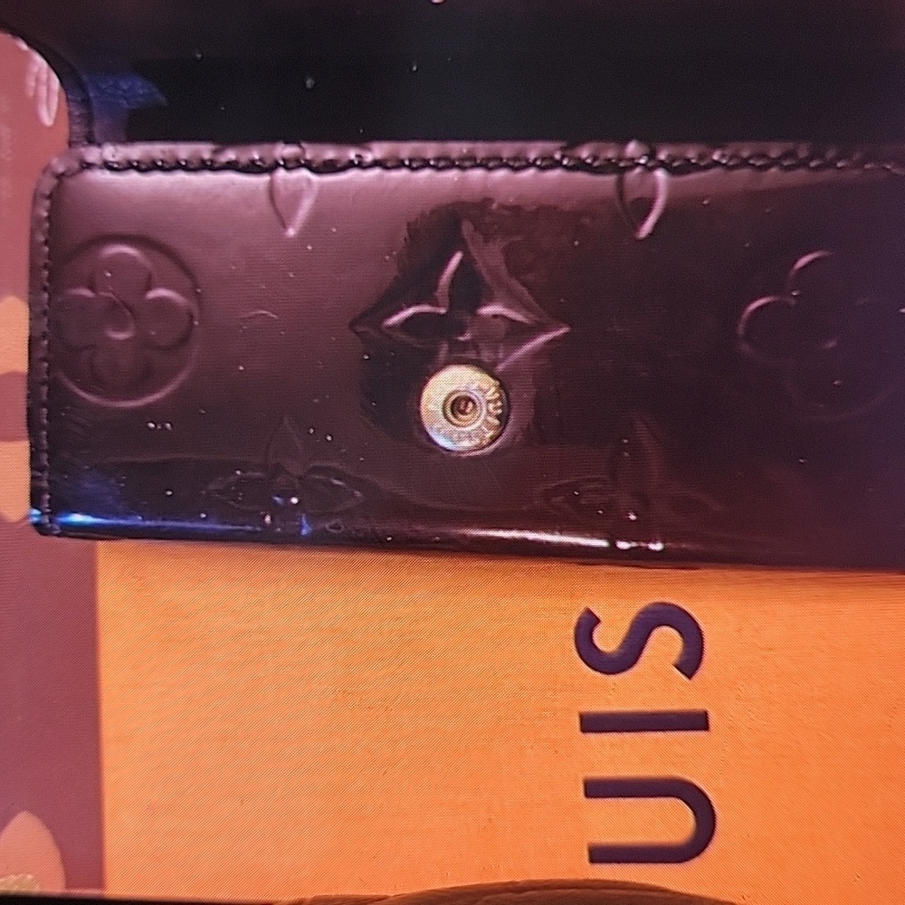 Louis Vuitton Deep Purple/Plum a Vernis key case - Picture 11 of 14